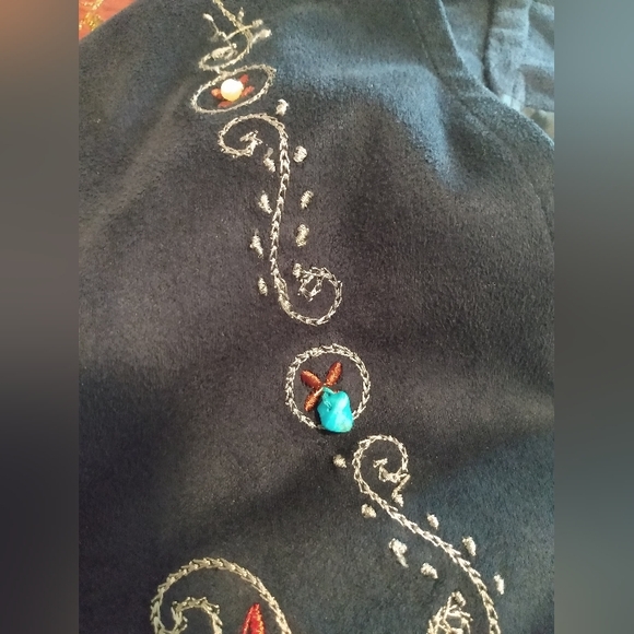 White Stag Womens Size 18.5X22 Inch Velvet Vest Embroidered Lined Blue/Red - Picture 10 of 16